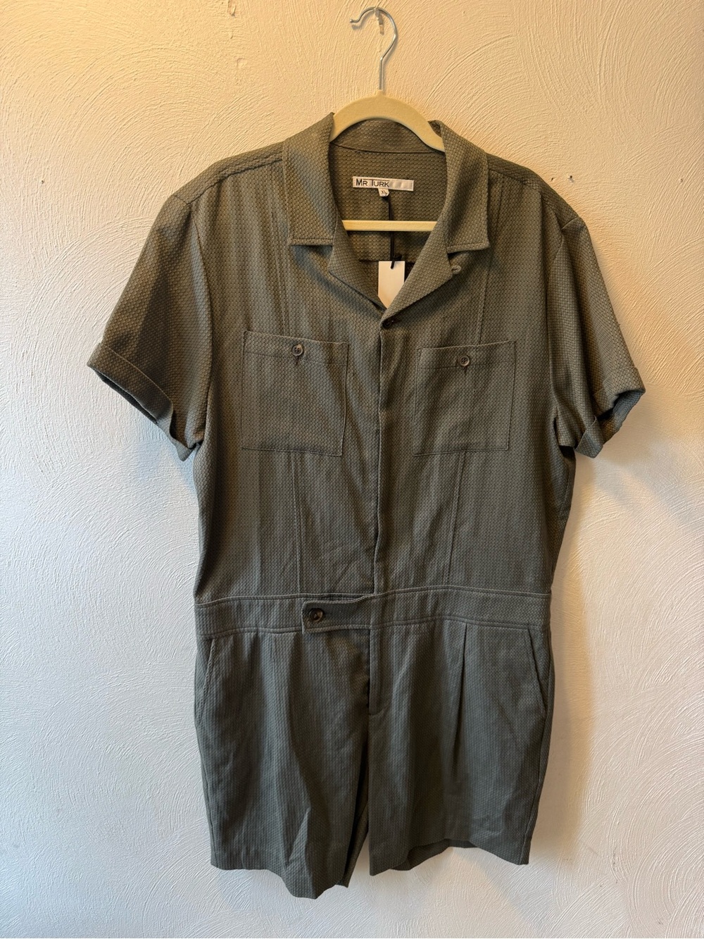 Mr Turk Textured Cotton Blend Utility Romper Olive Green Short Sleeve XL NEW - Picture 2 of 6
